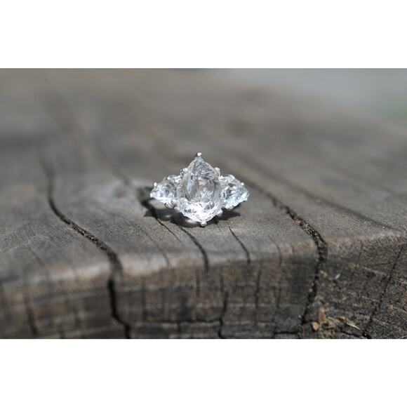alternative raw diamond engagement rings, raw crystal size 4 5 6 7 8 8 9 10 11 - Picture 6 of 10